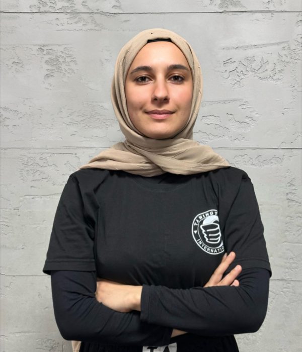 Si-je Kübra Baran şefikcan